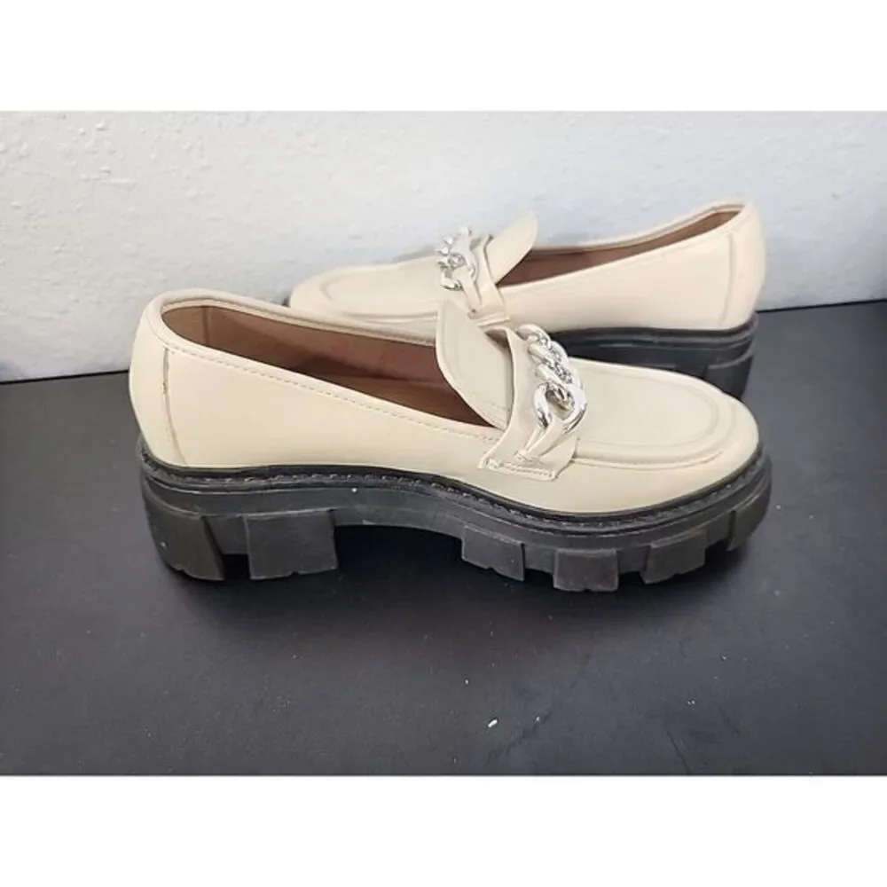 NOBO Chunky Heel Platform Oxford Shoes Cream Silver Chain Slip On Shoes Size 7‎